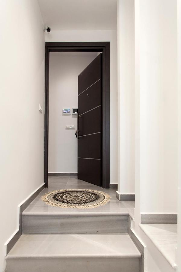 Emfasis Loft Spacious And Elegant Heraklion Exterior photo