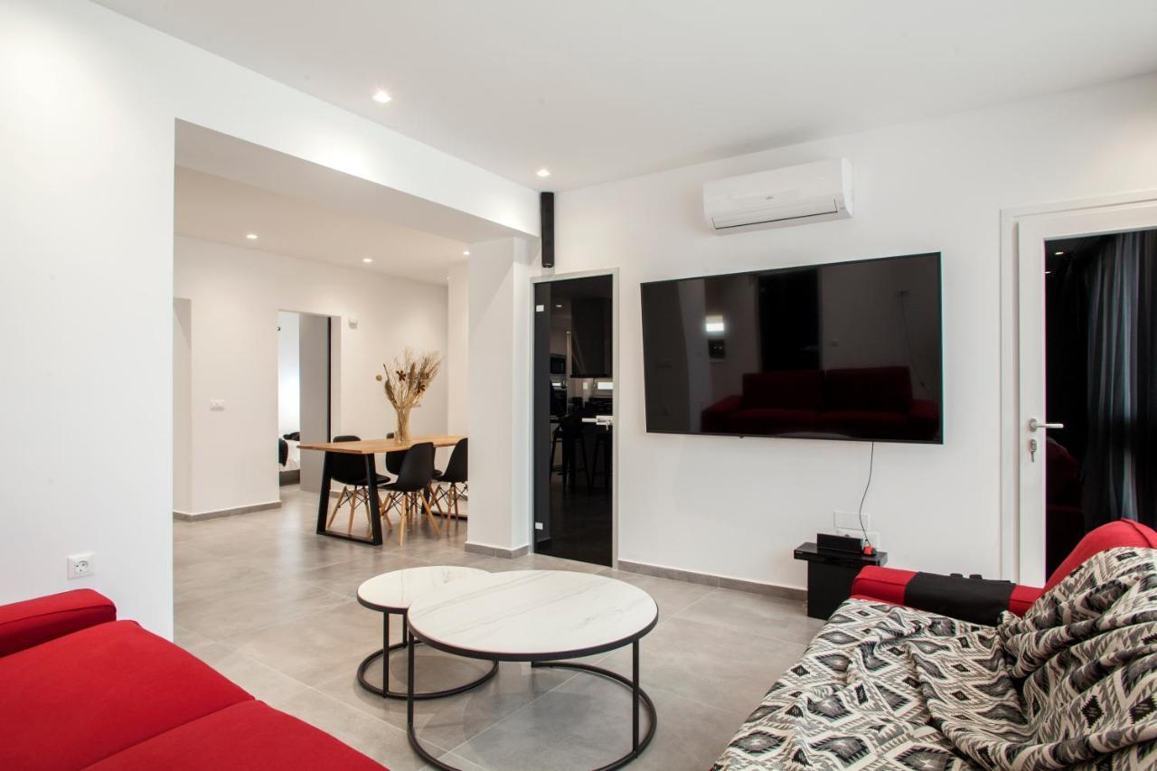 Emfasis Loft Spacious And Elegant Heraklion Exterior photo